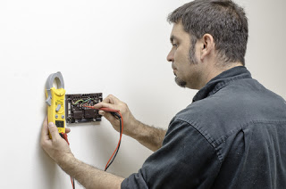 Troubleshooting Your Home HVAC Thermostat